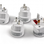 Reiseadapter Stecker UK/US/CH/AUS