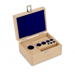 KERN & Sohn Holz-Gewichtsetui 313-050-100 (für Nennwerte 1 mg - 500 g | für Klassen E1+E2+F1 | für Bauform Knopf/Kompakt)
