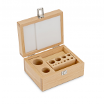 KERN & Sohn Holz-Gewichtsetui 353-460-200 (für Nennwerte 1 mg - 1 kg | für Klassen F2 + M1 + M2 | für Bauform Knopf/Kompakt)