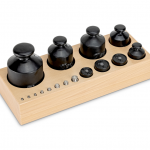 KERN & Sohn Holz-Gewichtsetui 362-980-300 (für Nennwerte 1 g - 5 kg | für Klassen M3 | für Bauform Knopf/Kompakt)