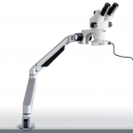 KERN Optics Stereo-Zoom Mikroskop-Set OZM 983UK (Trinokular, Universal (Federgelenkarm mit Klemme), 0,7x - 4,5x, 4,5W LED (Auflicht))