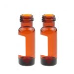 1,5 ml HIgh-Recovery-Probenglas aus Braunglas, 12 x 32 mm, flacher Boden, 9-425-Schraubgewinde mit Beschriftungsfeld. 100 Stück/Packung, 5,00 Packungen/Karton