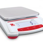 OHAUS Tragbare Waage SKX8200 EU, Wägebereich 8200 g | Ablesbarkeit 1 g