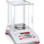 OHAUS Halbmikrowaage AX125DM, Wägebereich 82 g / 120 g | Ablesbarkeit 0,01 mg / 0,1 mg