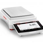 OHAUS Präzisionswaage EXP4202, Wägebereich 4200 g | Ablesbarkeit 0,01 g