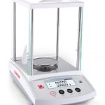 OHAUS Analysenwaage PR124, Wägebereich 120 g | Ablesbarkeit 0,1 mg