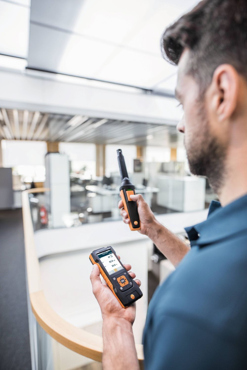 TESTO testo 440 - CO2-Set mit Bluetooth® | Art.-Nr.: 0563 4405 2 testo 440 0632 1551 CO2 probe with Bluetooth incl temperature and humidity sensor V2 en